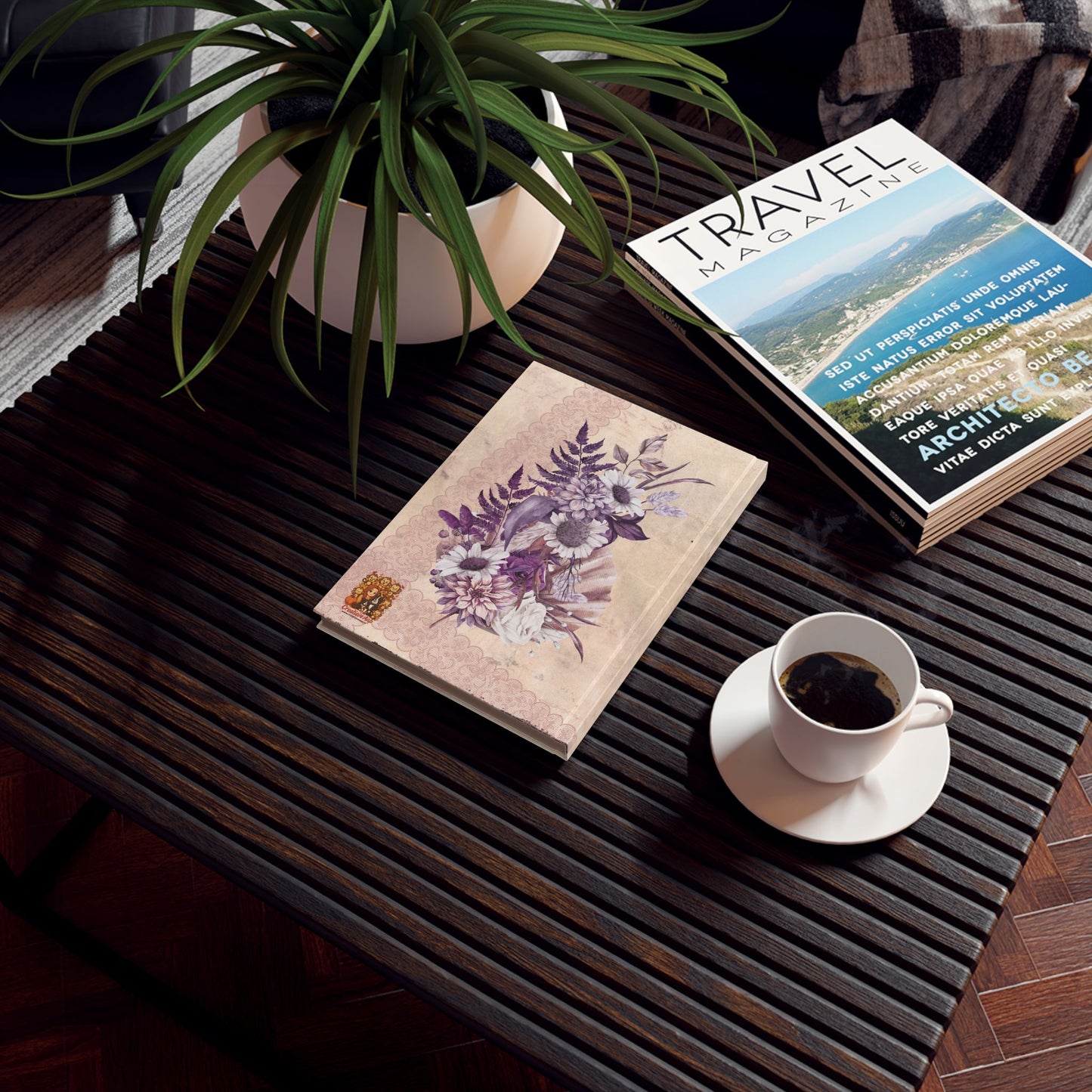 Notitieboek vintage bloemen – voorkant met paarse bloemen op beige achtergrond

Notitieboek vintage bloemen – achterkant met antiek design en bloemendecoratie