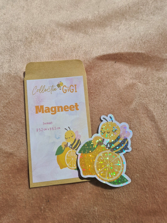 GiGi Magneetje - Bij met Honing op Citroen - 5,2 x 6,5 cm - Bezige Bij Collectie
