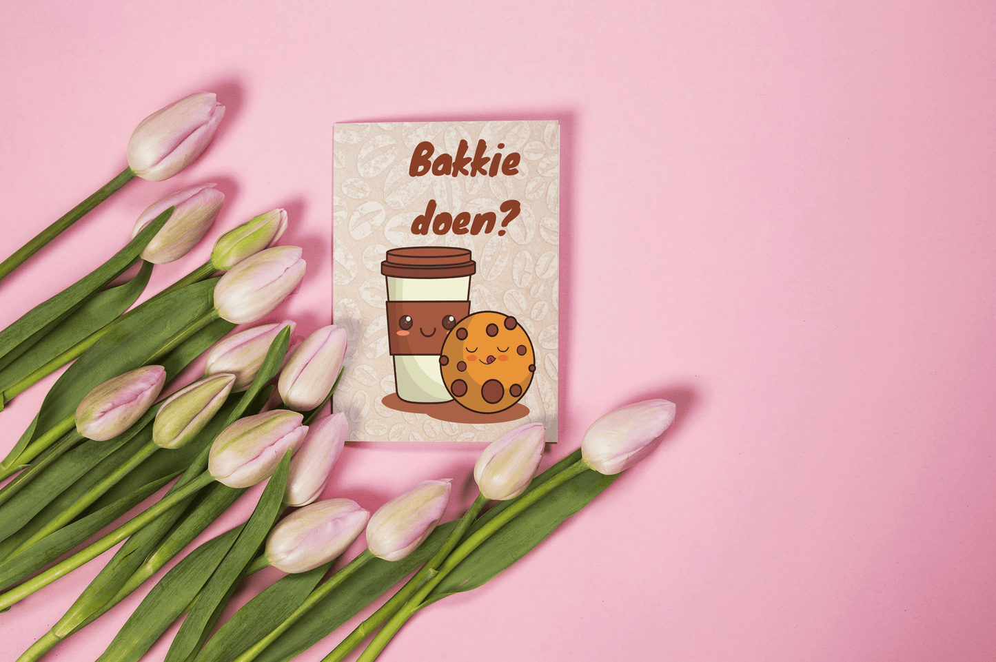 Wenskaart 'Bakkie Doen?' met tulpen op roze achtergrond