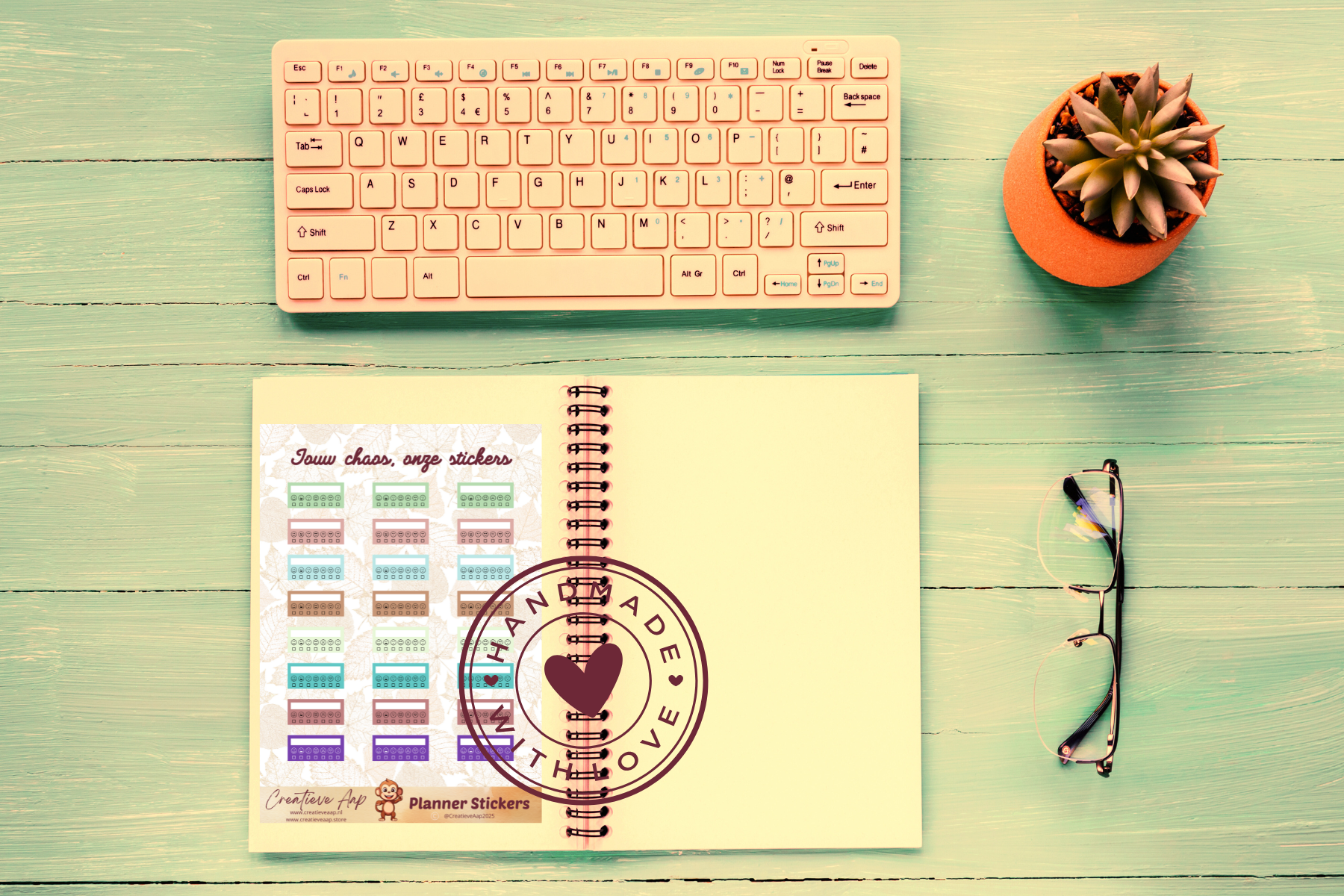 Planner stickers “Mood Trackers” in herfstkleuren 🍂😊🌙 – handgemaakt design van Creatieve Aap, verkrijgbaar in A6 en A5 formaat, matte of glanzende afwerking.